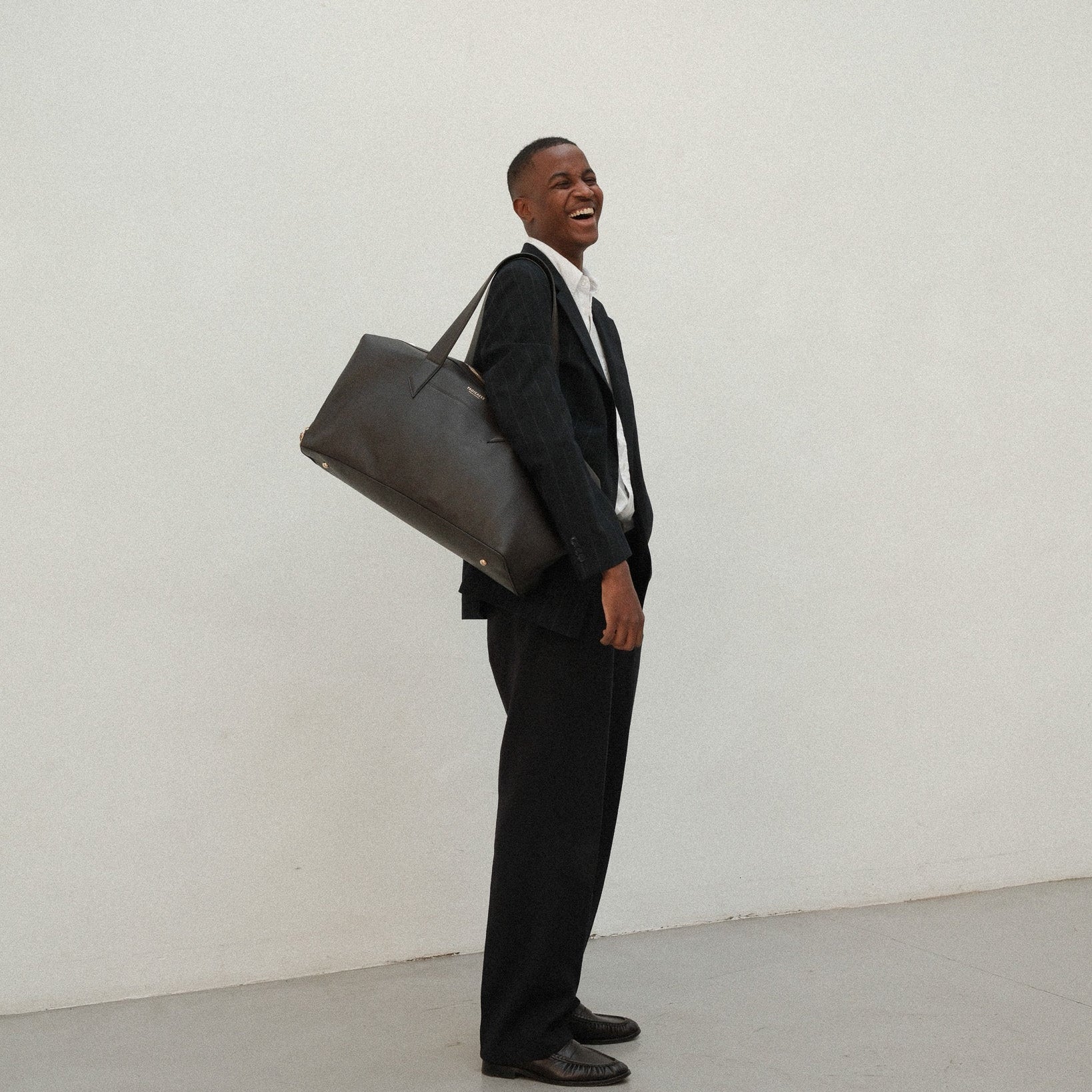 Mamadou on set